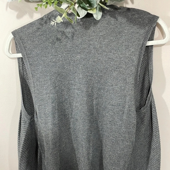 Apt. 9 sleeveless open front gray cardigan PM - Picture 7 of 12